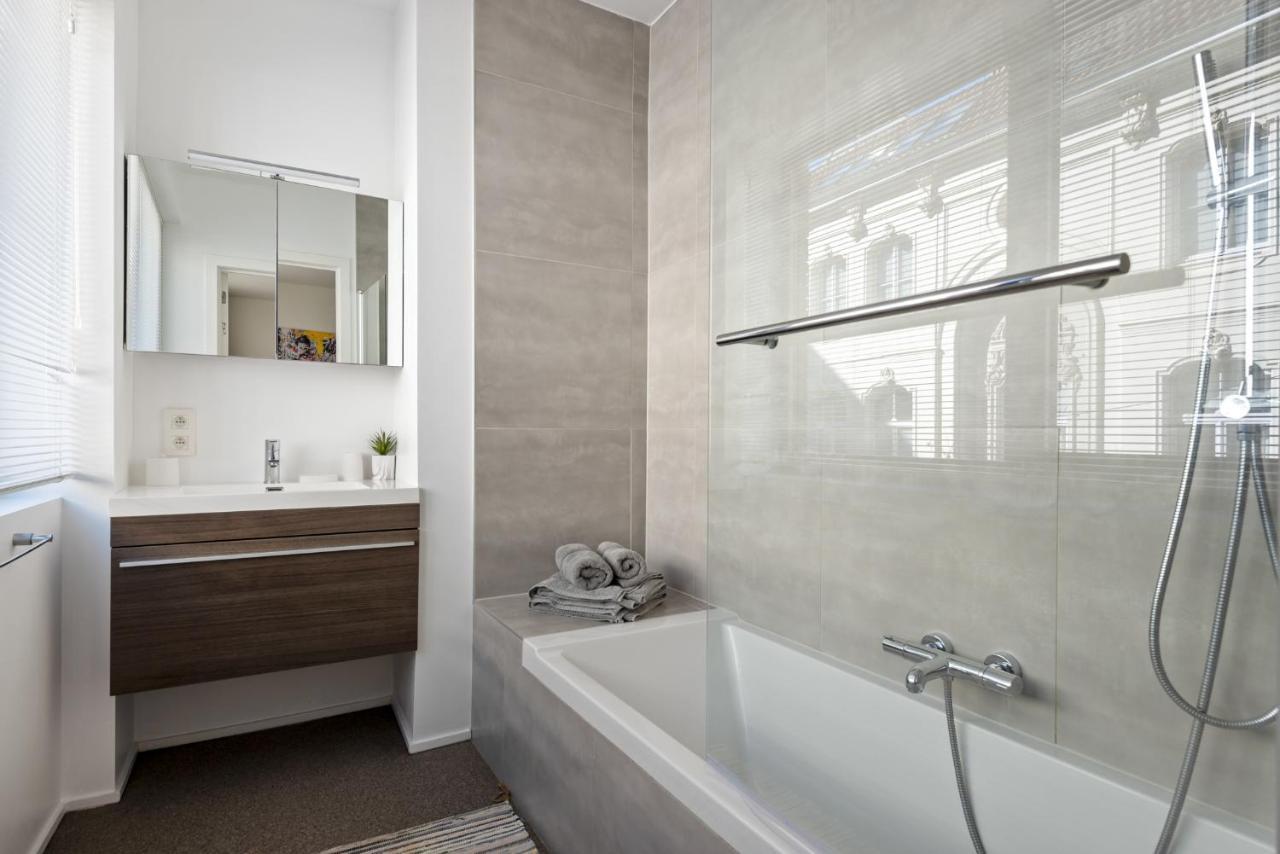 Ernest 33 Apartment แอนต์เวิร์ป ภายนอก รูปภาพ